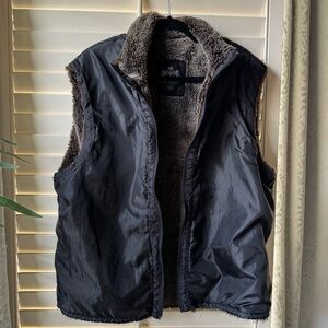 Men’s Express Black and Gray Faux Fur Vest Large